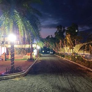 Art Resort & Farm House